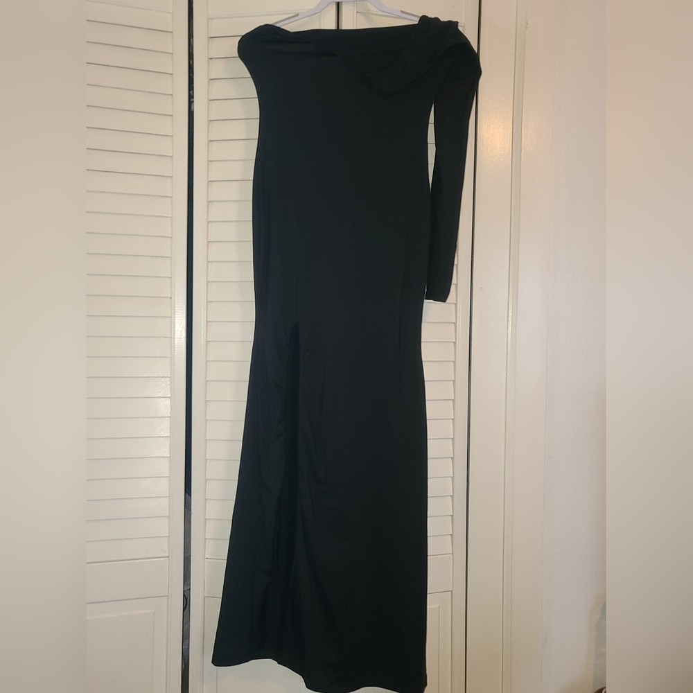 Black one shoulder long sleeve dress
